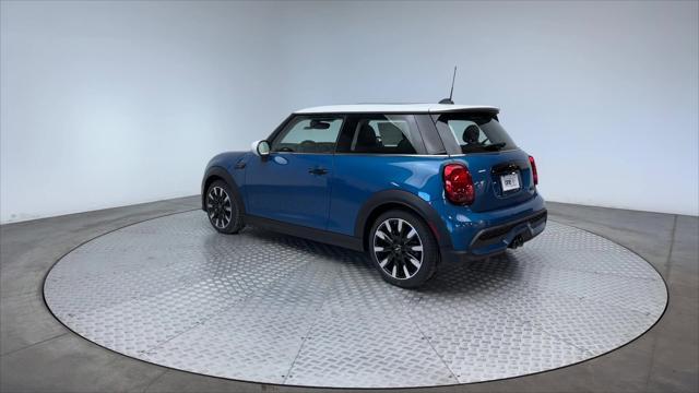 used 2024 MINI Hardtop car, priced at $33,520