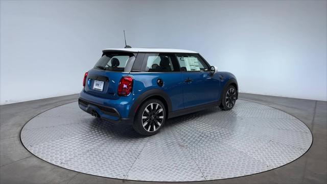 used 2024 MINI Hardtop car, priced at $33,520