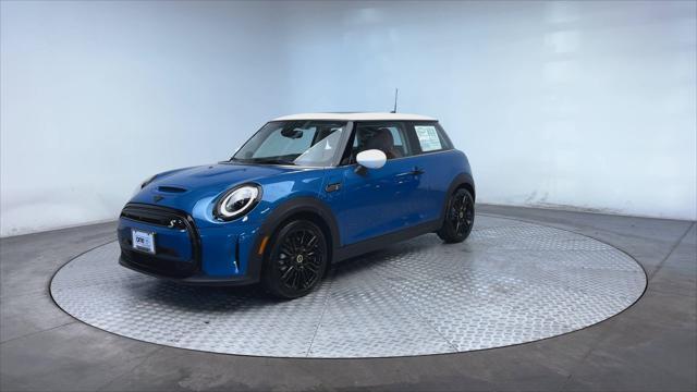 used 2024 MINI Hardtop car, priced at $23,998