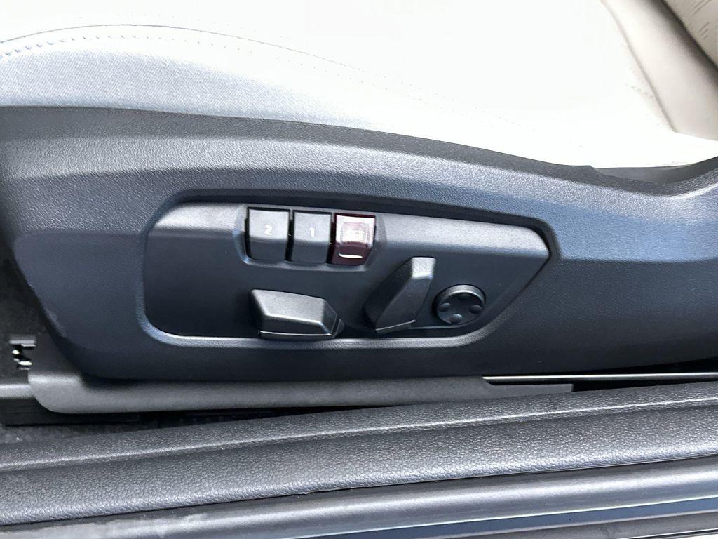 new 2026 MINI Hardtop car, priced at $40,325