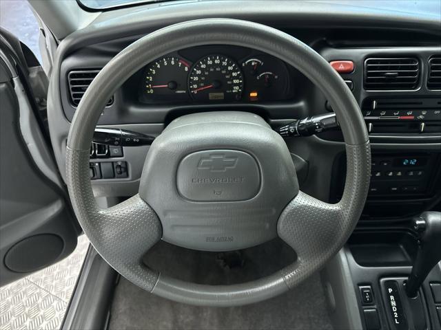 used 2004 Chevrolet Tracker car, priced at $5,900