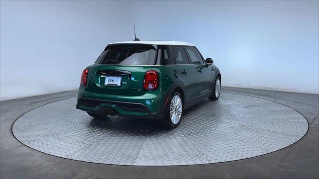 used 2024 MINI Hardtop car, priced at $30,998