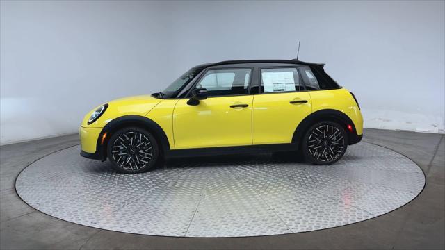 new 2025 MINI Hardtop car, priced at $39,545