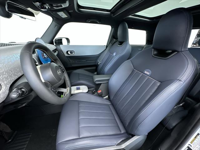 new 2025 MINI Hardtop car, priced at $36,960