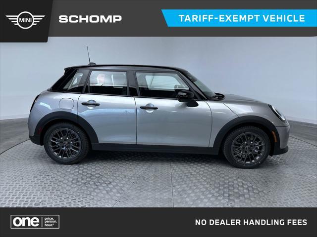 new 2025 MINI Hardtop car, priced at $34,460
