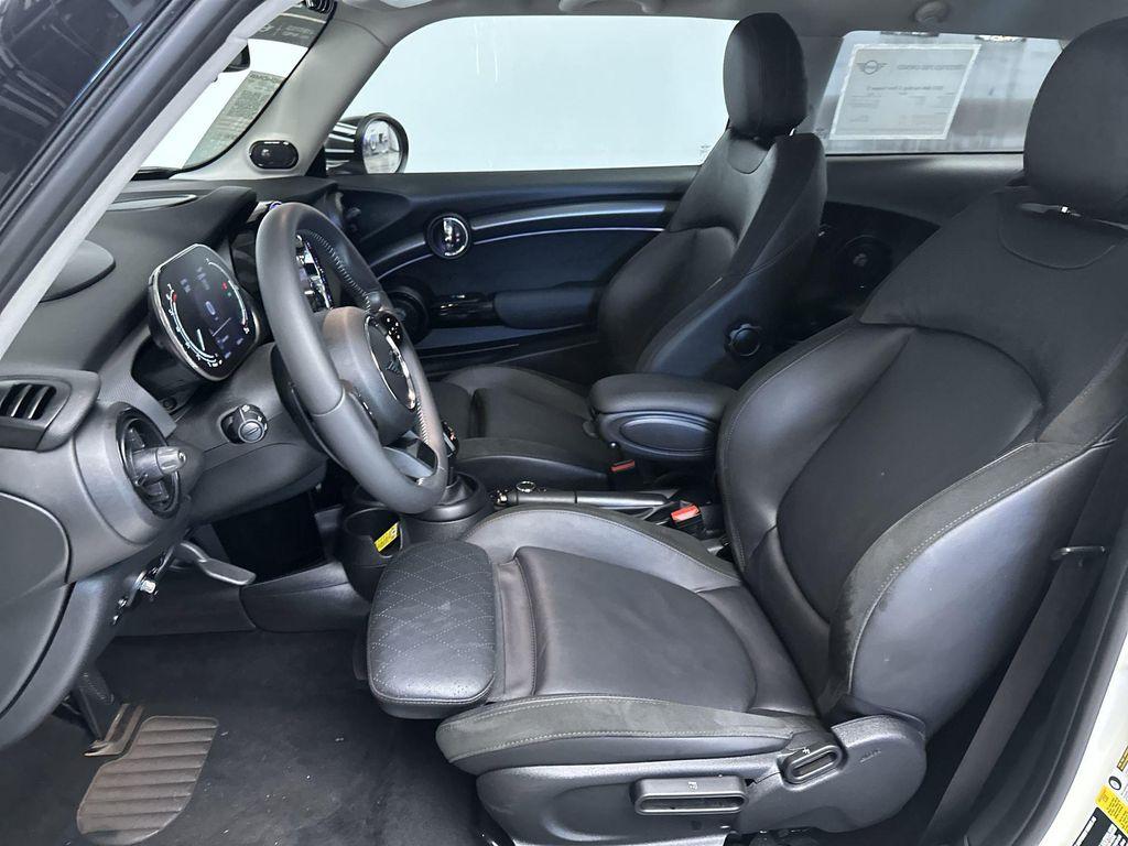 used 2023 MINI Hardtop car, priced at $26,971