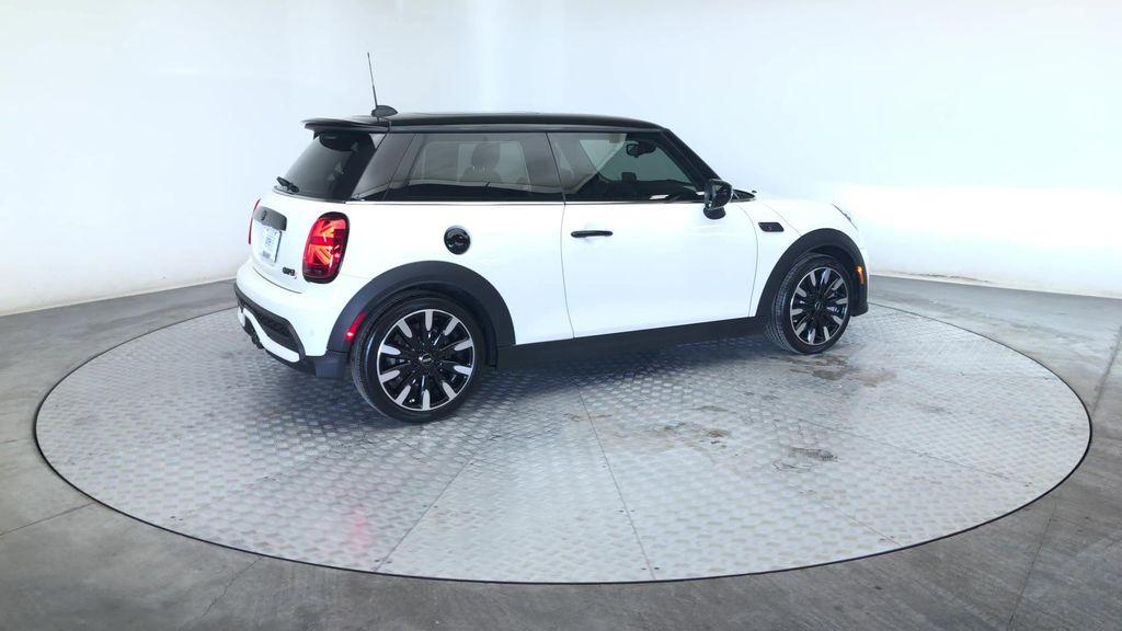 used 2023 MINI Hardtop car