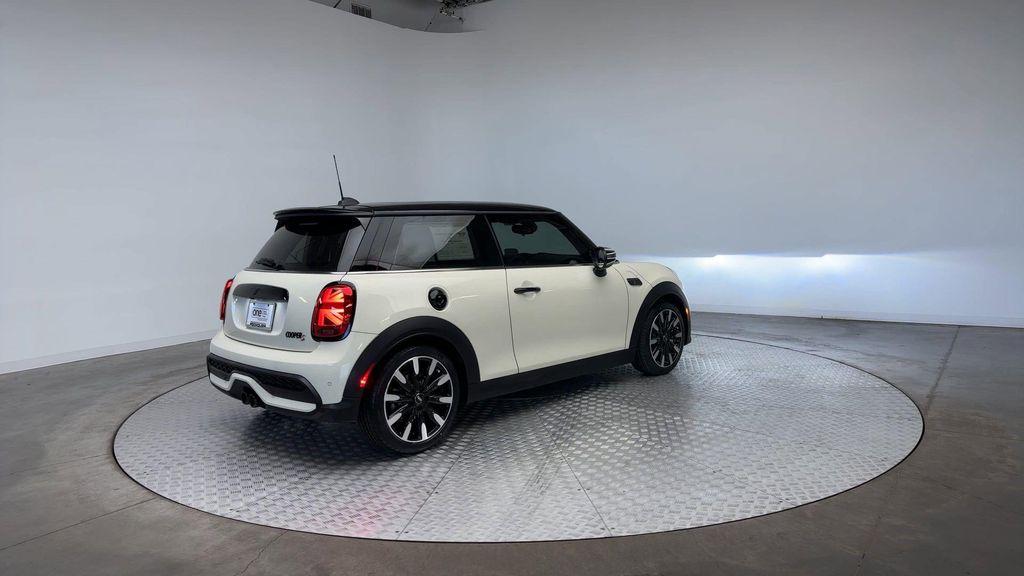 used 2023 MINI Hardtop car, priced at $26,971