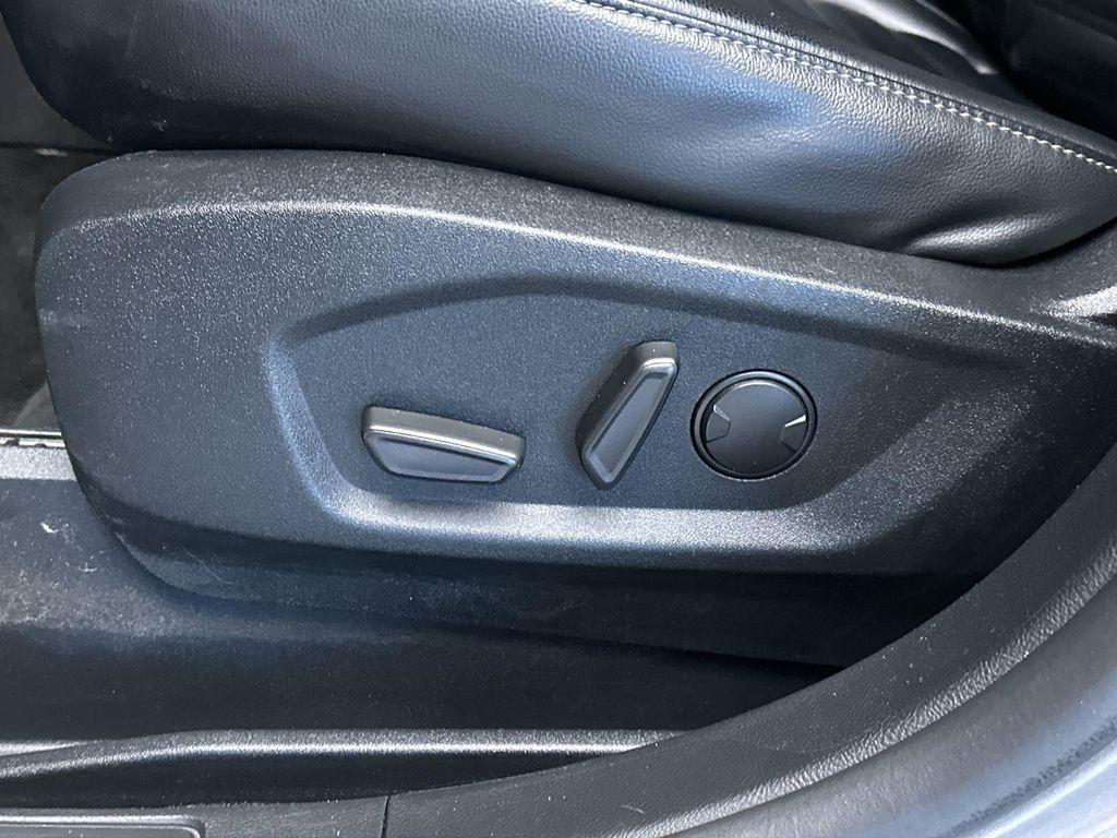 used 2020 Ford Edge car, priced at $17,936