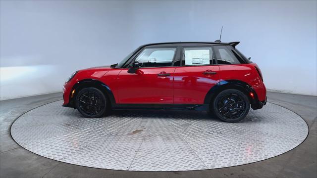 new 2025 MINI Hardtop car, priced at $40,580