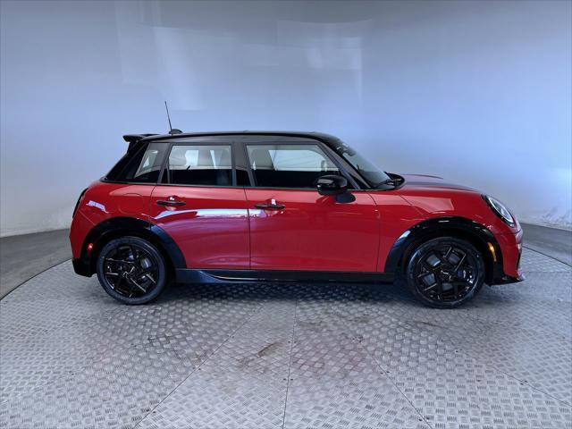 new 2025 MINI Hardtop car, priced at $40,580