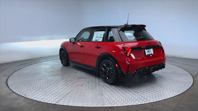 new 2025 MINI Hardtop car, priced at $40,580