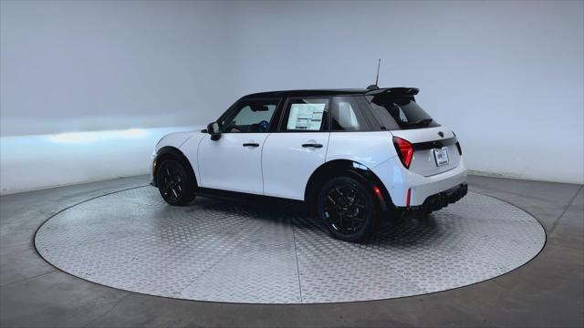 new 2025 MINI Hardtop car, priced at $40,580