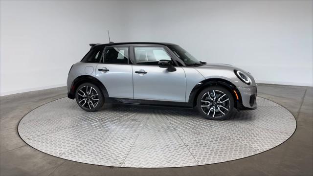 new 2025 MINI Hardtop car, priced at $41,035