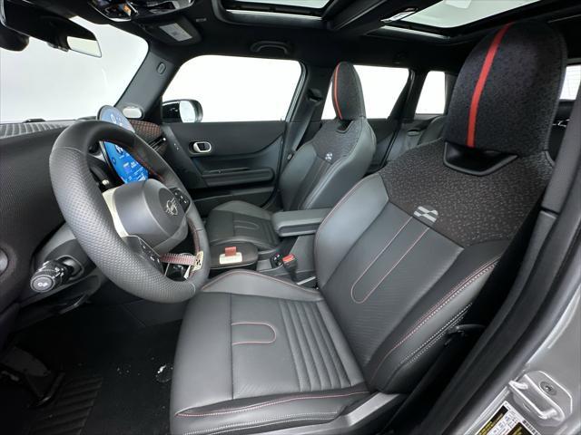 new 2025 MINI Hardtop car, priced at $41,035