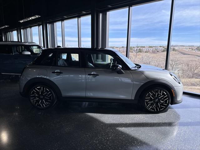 new 2025 MINI Hardtop car, priced at $37,160