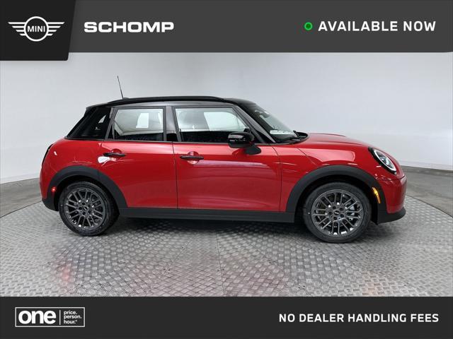 new 2025 MINI Hardtop car, priced at $34,075