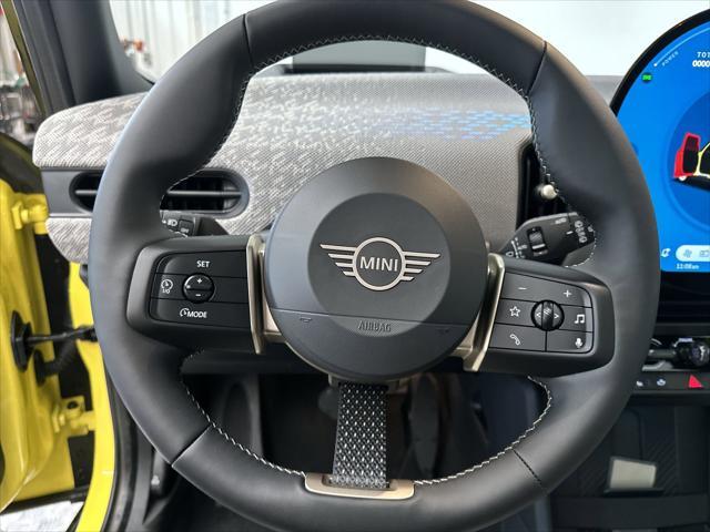 new 2025 MINI Hardtop car, priced at $37,075