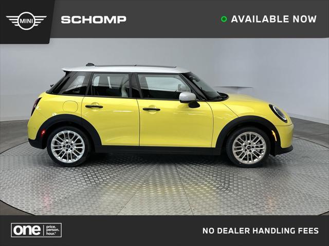 new 2025 MINI Hardtop car, priced at $37,075