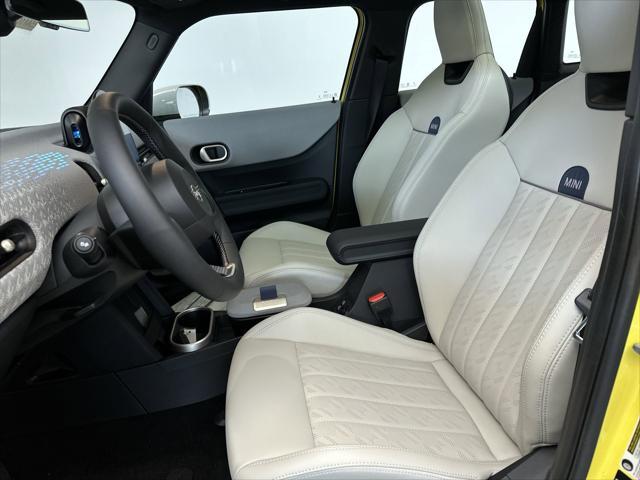 new 2025 MINI Hardtop car, priced at $37,075
