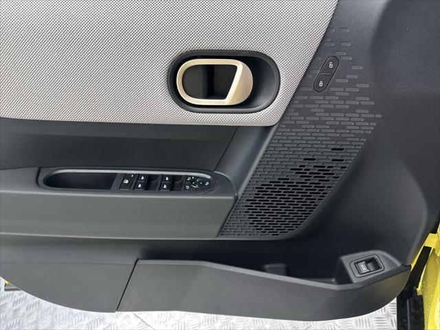 new 2025 MINI Hardtop car, priced at $37,075