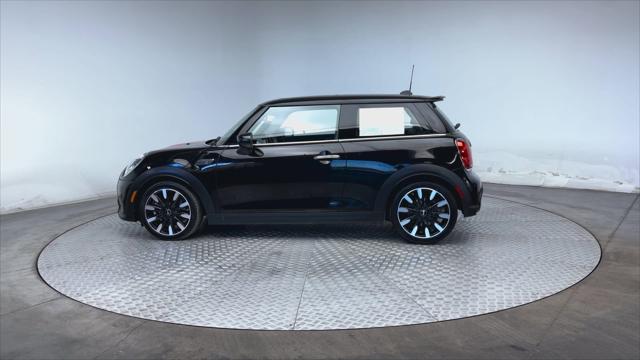 used 2022 MINI Hardtop car, priced at $24,971