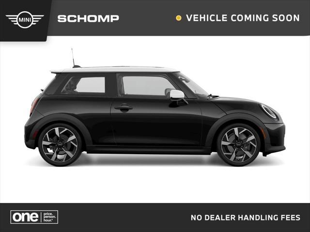 new 2025 MINI Hardtop car, priced at $35,895