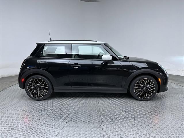 new 2025 MINI Hardtop car, priced at $35,895