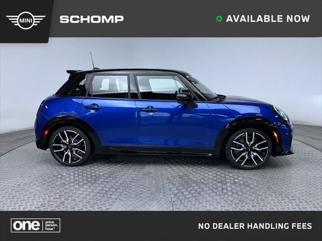 new 2025 MINI Hardtop car, priced at $40,745