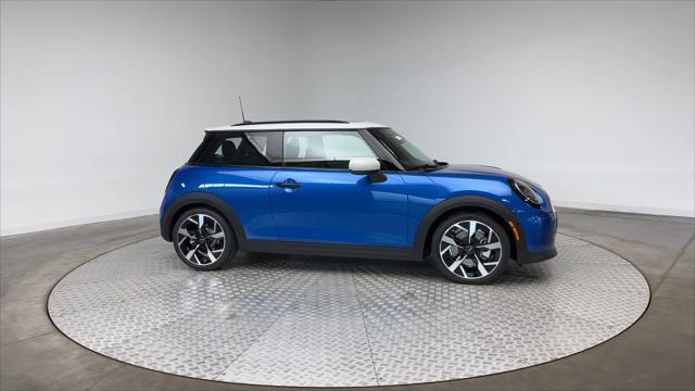 new 2025 MINI Hardtop car, priced at $37,230