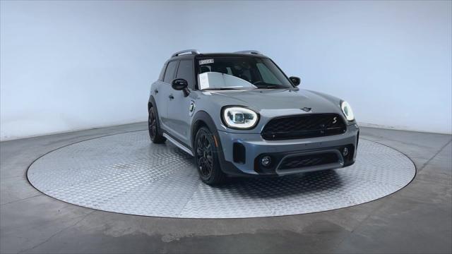 used 2022 MINI SE Countryman car, priced at $32,598