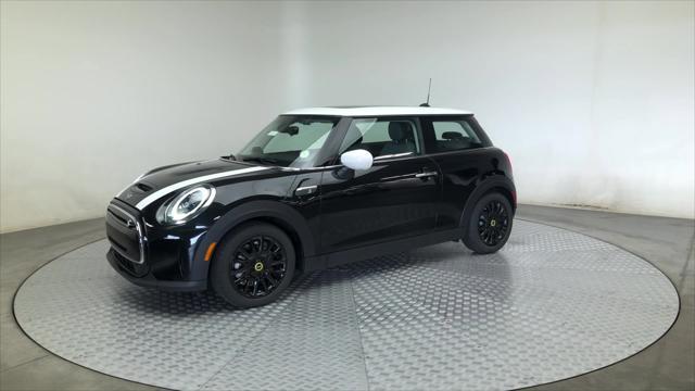 used 2023 MINI Hardtop car, priced at $21,998