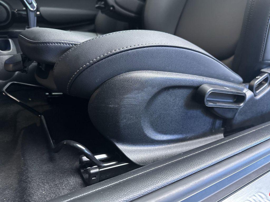 used 2023 MINI Hardtop car, priced at $26,481