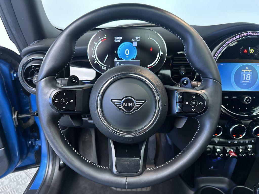 used 2023 MINI Hardtop car, priced at $26,481