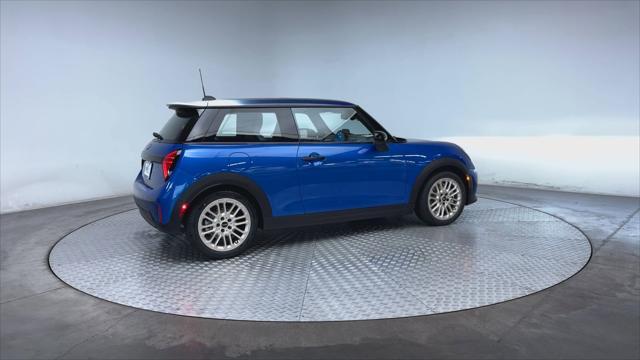 new 2025 MINI Hardtop car, priced at $39,025