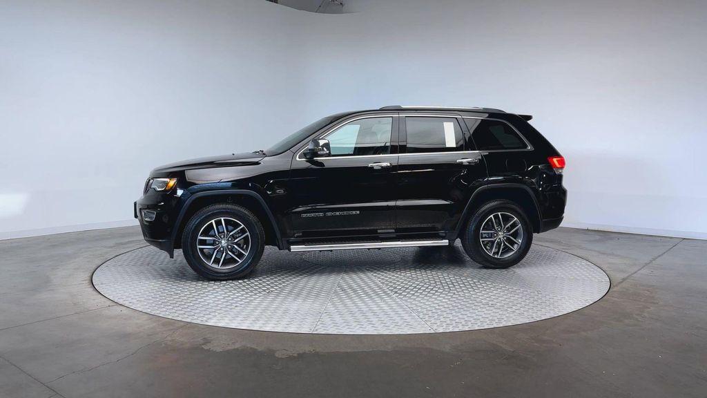 used 2017 Jeep Grand Cherokee car, priced at $22,555