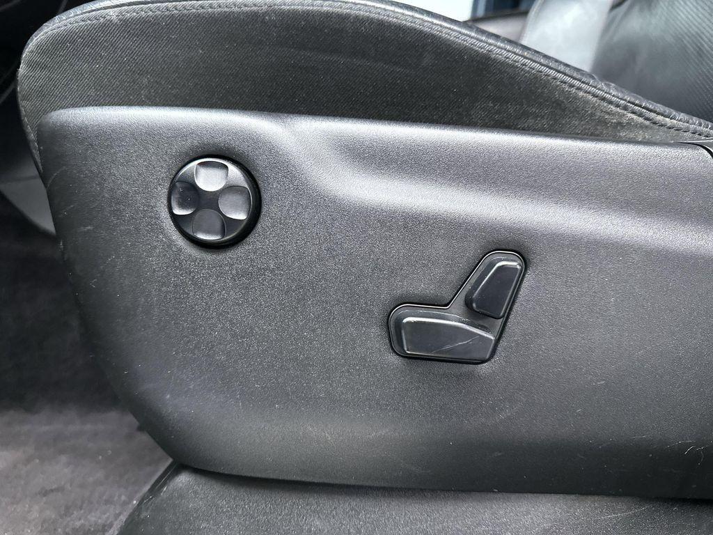 used 2017 Jeep Grand Cherokee car, priced at $22,555