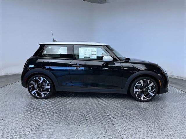 new 2025 MINI Hardtop car, priced at $35,730