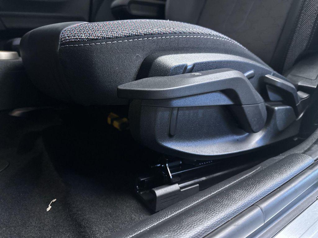 used 2025 MINI Hardtop car, priced at $31,978