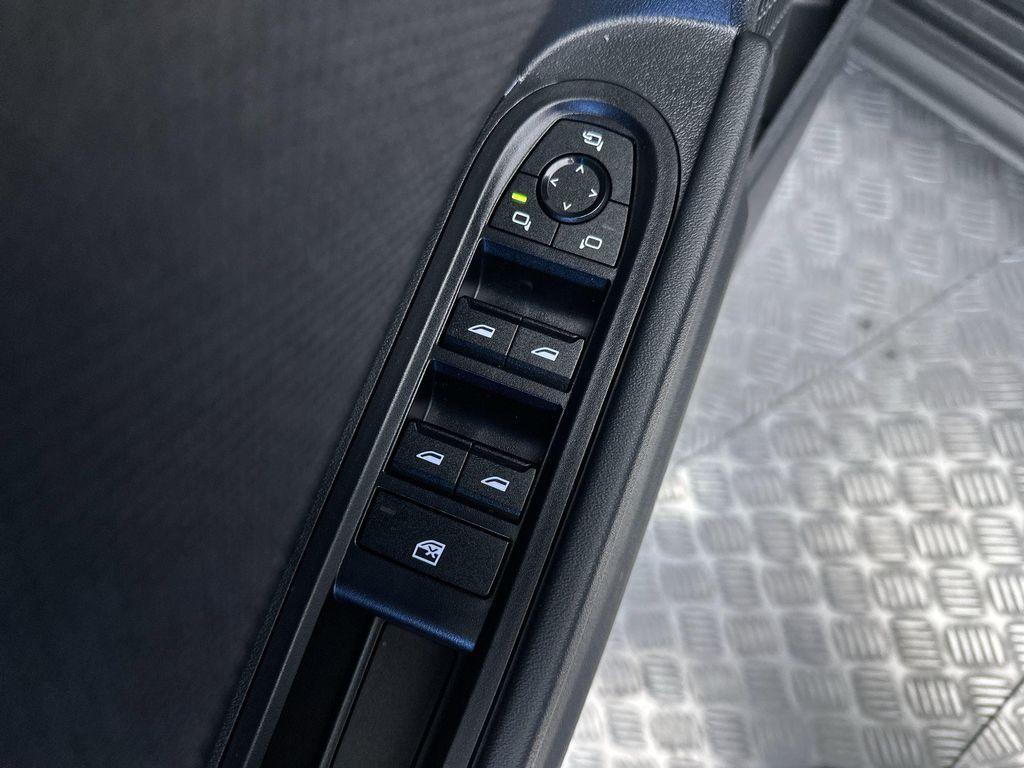 used 2025 MINI Hardtop car, priced at $31,978