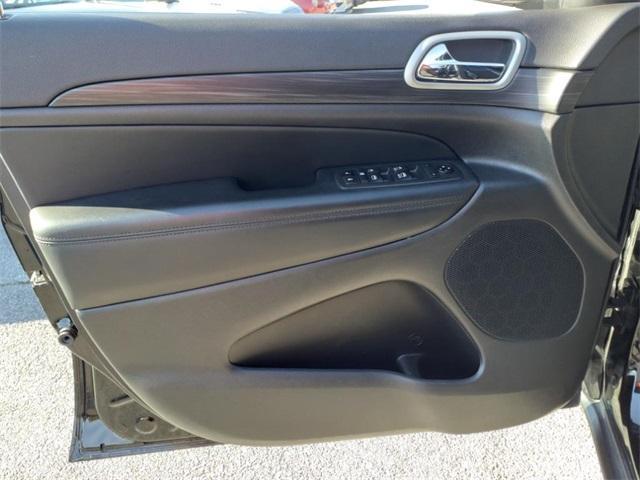 used 2021 Jeep Grand Cherokee car, priced at $25,200