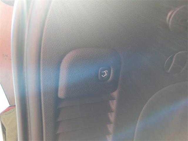 used 2021 Jeep Grand Cherokee car, priced at $25,200