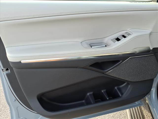 new 2025 Lincoln Navigator car, priced at $97,841