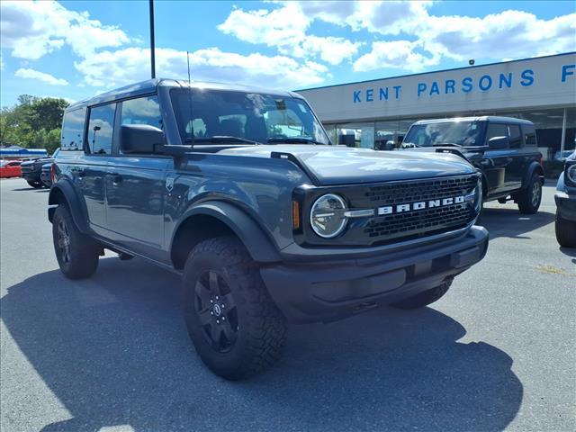 new 2025 Ford Bronco car, priced at $45,302