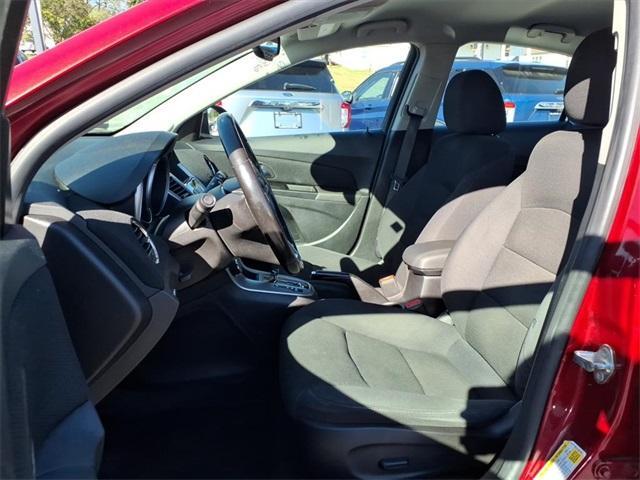 used 2014 Chevrolet Cruze car, priced at $8,500