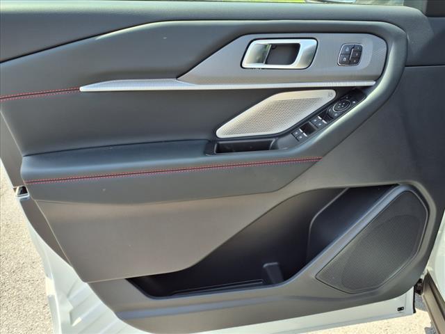 new 2025 Ford Explorer car, priced at $57,408