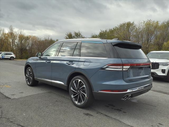 new 2025 Lincoln Aviator car, priced at $73,626