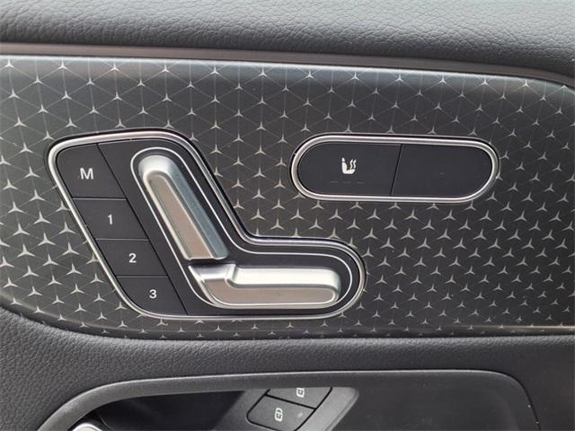 used 2024 Mercedes-Benz GLB 250 car, priced at $39,900