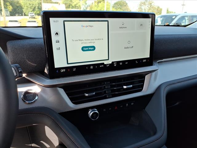 new 2025 Ford Explorer car, priced at $44,682