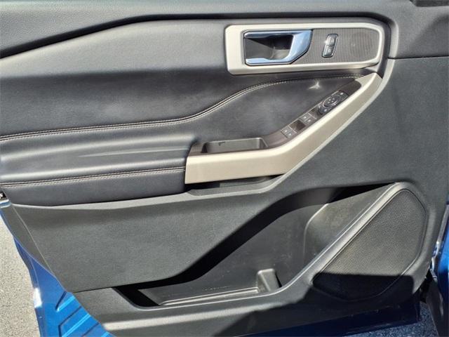 used 2021 Ford Explorer car, priced at $24,900